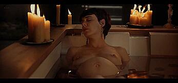 Actress - Belen Cuesta, Chacha Huang: Movie - El Coco